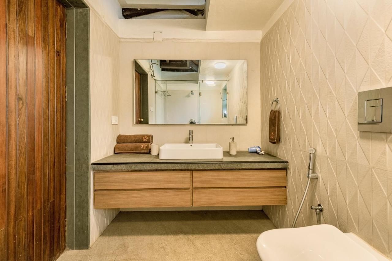 Saffronstays Boulevard Loghouse - A Wooden Chalet Amidst Nature Kārli 외부 사진